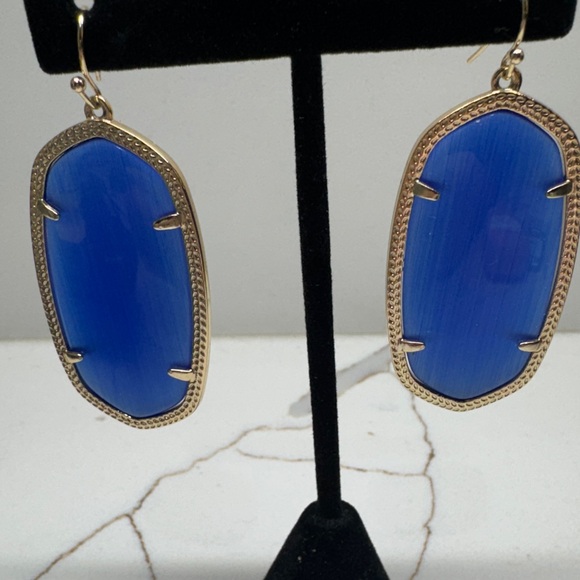 KENDRA SCOTT Elegant Blue and Gold Earrings - Picture 3 of 7